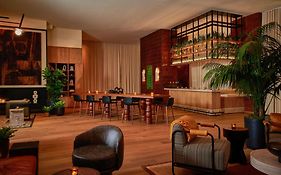 HOLLYWOOD VOLUME, a Tribute Portfolio Hotel